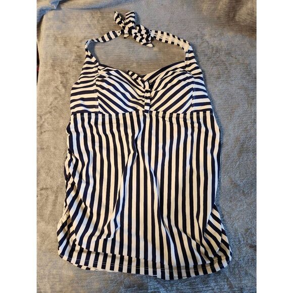 Beach Bump by Motherhood Maternity L Large Tankini Swim Top Black White Stripes - Picture 1 of 3